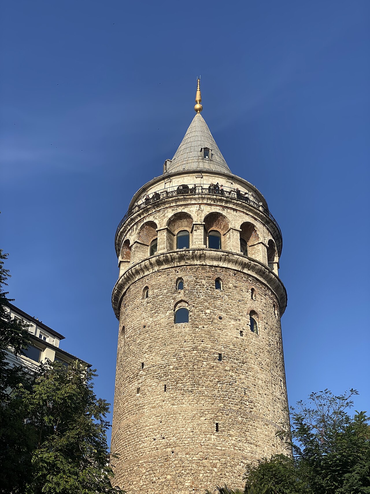 برج غلاطة بيوغلو إسطنبول