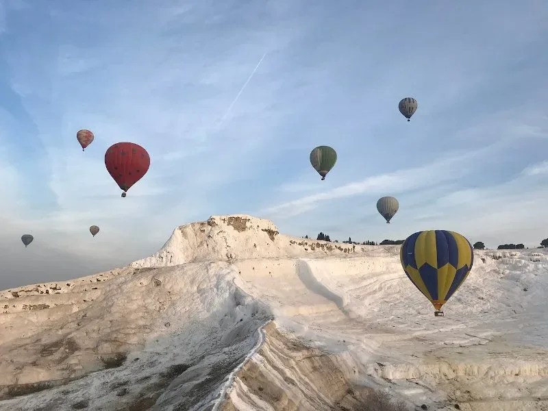 Vuelo en globo por Pamukkale al amanecer - Image 2