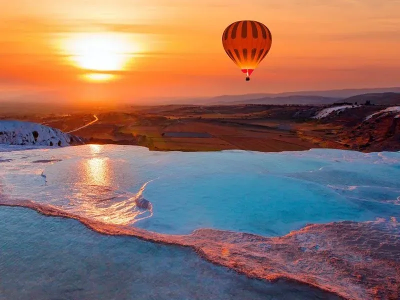 Vuelo en globo por Pamukkale al amanecer - Image 3